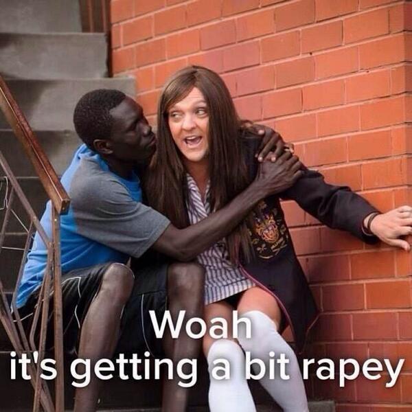 AwkwardEfron tweet picture