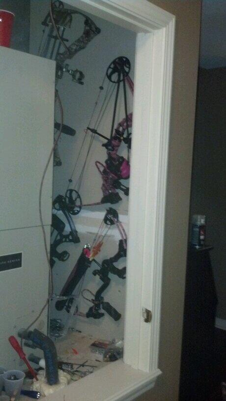 maprice79's tweet image. My A/C closet.... I always thought it was neat that that stood for "Archery and Cooling". #family #archery