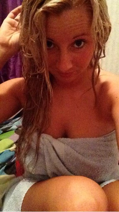 #showerselfie #wethead 💦💦💋 http://t.co/Tyw3q2ZD7b<a href="/tag/showerselfie"class="tags">#showerselfie</a><a href="/tag/wethead"class="tags">#wethead</a>
