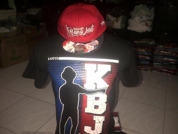 bangto_suardana's tweet photo. @KBJSingapore  ... Ini kaos KBJnya untuk KBJ singapore, saya sudah buatkan untuk anda CC : @KeL_BangJali http://t.co/fl3g3BHlAg