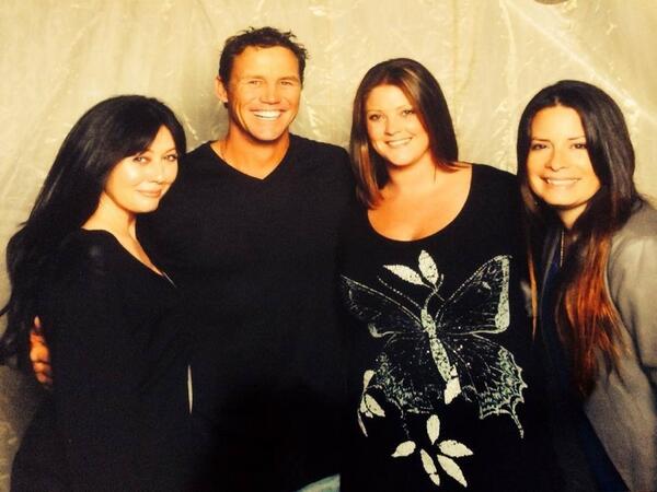 robinson_rox's tweet photo. @CharmedDaily @H_Combs @thebriankrause @DohertyShannen  
Awesome day!! :) much love! Xx http://t.co/egluozqVWx