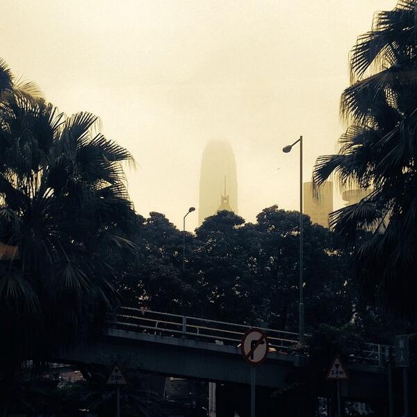 atmaghk's tweet photo. Foggy Hong Kong today...
#hongkong #hk #ifc #atmag #atmaghk #fog #hongkongfoggy http://t.co/fGCny1bZMa