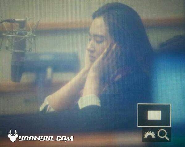 [PIC][12-03-2014]Yuri - Jessica và SeoHyun xuất hiện tại 2 chương trình Radio "SBS PowerFM Kim ChangRyul Old School" và "KBS Cool FM Jo Jungchi & Harim's 2 O'clock" vào chiều nay BigbNzrCQAEQpcs