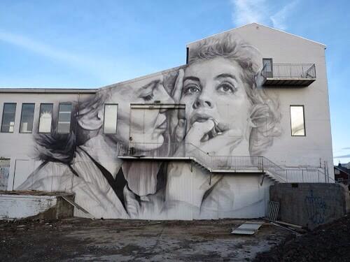 GoogleStreetArt's tweet photo. Street Art

Large photorealistic mural by 'Guido Van Helten' located Reykjavik #Iceland 

#Art #Mural #streetart http://t.co/LdrGDVPkJX