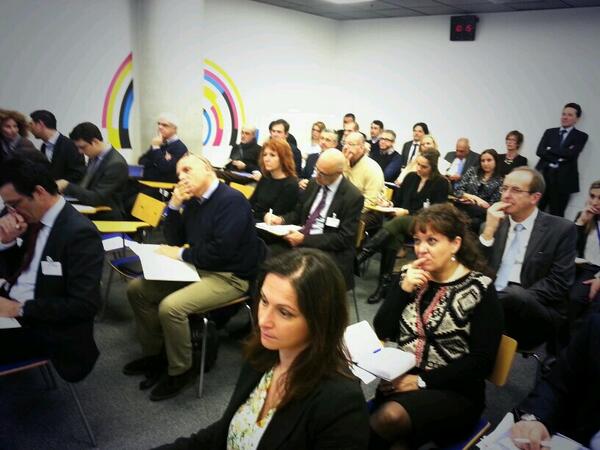 IBMItalia's tweet image. Oggi prima tappa enablement tour  #IBMSoftlayer a Milano. Aula gremita con  @GianluigiAvella @MaxCosiMax