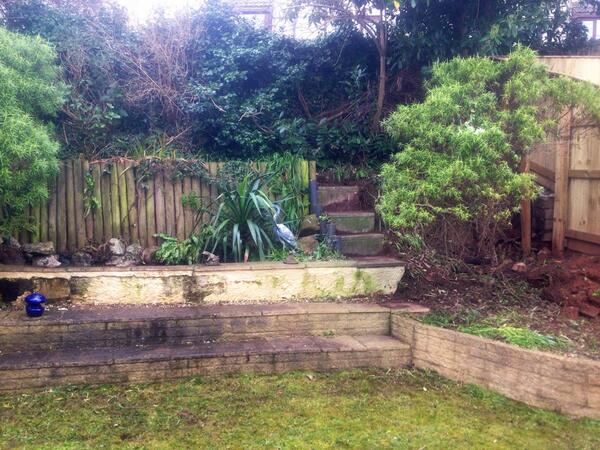 fassgardens's tweet photo. Hidden steps. Customer didn't even know they existed! #anotherhappycustomer #fassgardens http://t.co/tMO9DVxJid
