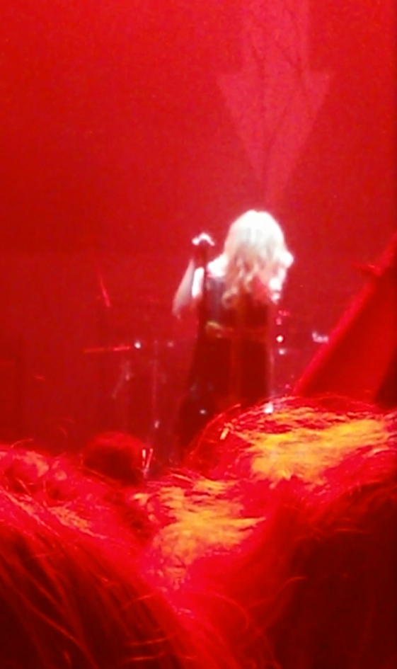 RiodaEmi's tweet photo. Best concert of my life !!! OMG .. They are amazing ! <3 @taylormomsen @TPROfficial #heavenknows #GoingToHell http://t.co/660aBQEMQ4