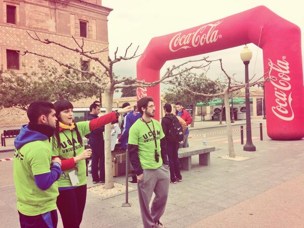 JpKanR's tweet photo. @ALopezMartinez1 esta mañana ultimando detalles d @FiestaCAFDSR14 #pcafd14 dl @UCAM_CAFD gran trabajo!! http://t.co/nu5yMkn4Od