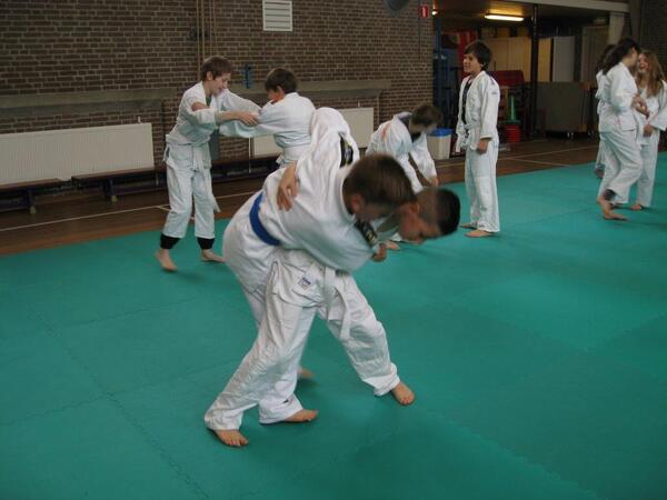 VsDKJ's tweet photo. Gisteren was de laatste judoles van groep 7 en 8. #mooiproject http://t.co/kBPBCCnocD