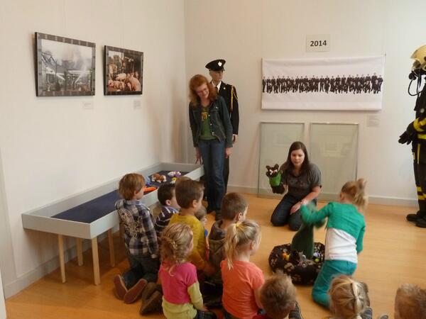 VenraysMuseum's tweet image. Gisteren 2 klassen met kleuters op bezoek gehad voor het #educatieprogramma #KareltjedeMuseumkater