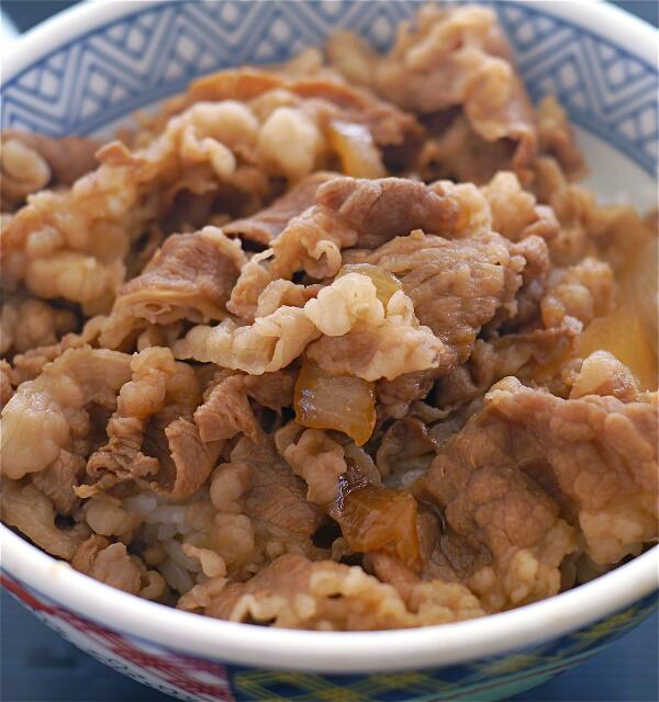 meshiuma_yonaka's tweet photo. 牛丼！ https://t.co/5c8A3mLCAW
