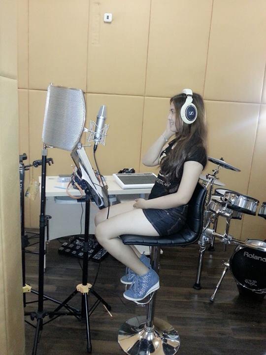 WindySeptia_OFC's tweet photo. Sharepict Kak @syahararahman @windyhp_23 "Cantik ya Wivers :3"

#MinWivers http://t.co/J1juUG3NEy