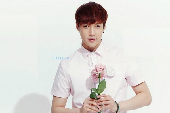 yixinglay13's tweet photo. llllll http://t.co/l4kU0cBdf5