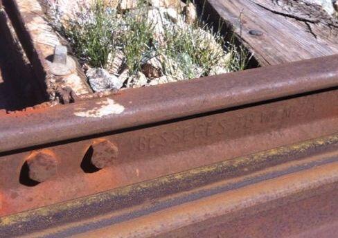 joseravaldivia's tweet photo. La vía de tren más antigua de España está en Usagre. La fabricó Besseges en 1878 y desde entonces está en servicio. http://t.co/6siusaYoUT