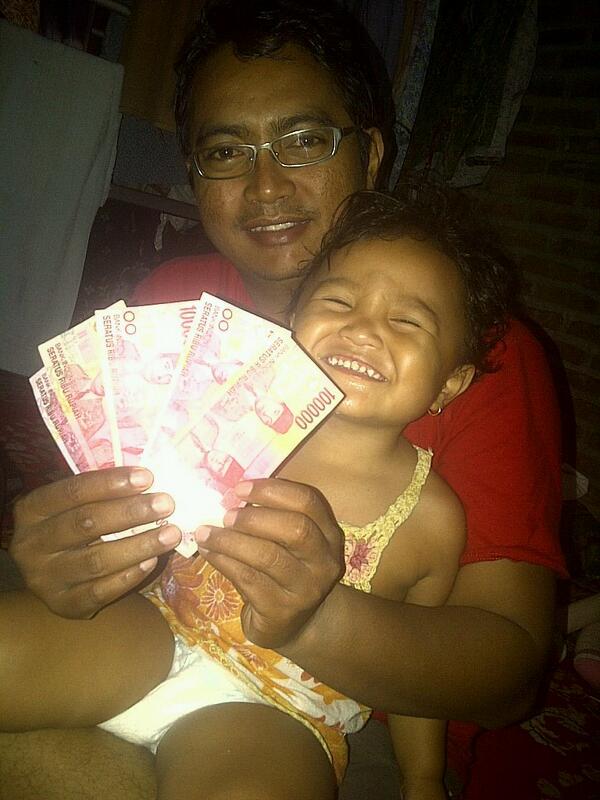 arif_boy85's tweet image. Terima kasih @Expo_Computer Hadiah uang tunai 500rb lomba foto selfie #MBCS2014 sudah diterima...sukses selalu!!