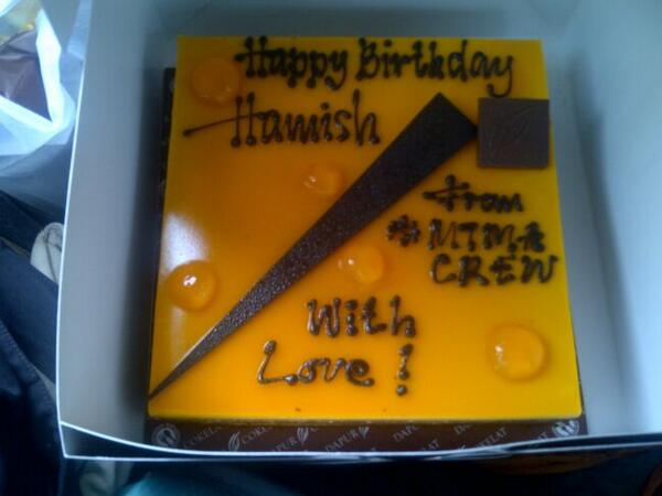 <a href="/hamishdw/">hamish daud wyllie</a> got surprise from us! Tunggu tayangannya yaaa! :D #behindthescene