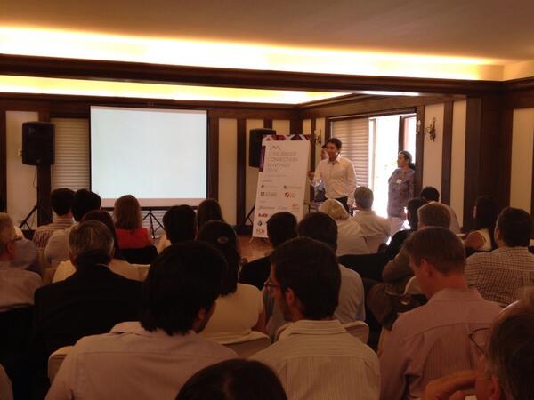 consorc_apicola's tweet image. Comienza la segunda parte del Pitch Fest con presentación del gran @LatinGene #CCSantiago