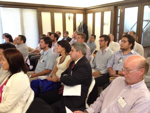 consorc_apicola's tweet image. @paukceres y @AlexisRuizL en la segunda parte del #Pitchfest #CCSantiago atentos a la presentación de @LatinGene