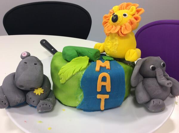 SphereDigRec's tweet photo. What An Amazing Cake! Courtesy of @SphereMatt 's Daughter Matildas 1st Birthday!! #Icing #BigKids http://t.co/YtUKPbwtSh
