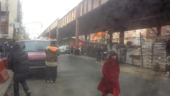 nyscanner's tweet image. U/D Manhattan: East 116St &amp;amp; Park Ave NYPD calling a level 2 mobilization. Metro north suspended service in the area.