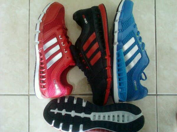 endobox_shop's tweet photo. @iklanbarison @Iklan_Twitt. @iklanbb. @JatengIKLAN. @CelotehPROMO. New climacool. pin:293417d7 http://t.co/MBffZI6Ex8