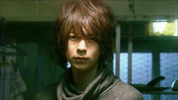 ミ ウ ラ Sur Twitter 明日 ママがいない ロッカー大好きな人rt ロッカーの本名気になる人rt ロッカーがこれからどうなるか気になる人rt ロッカーの背中の傷気になる人rt Http T Co Lv4161gl3t