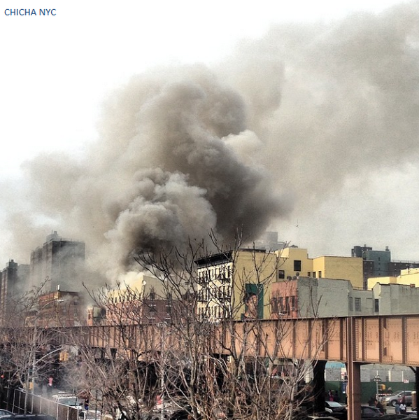 Photo: Smoke rises above East Harlem after Manhattan building explosion

Latest: abcn.ws/1lW17NL