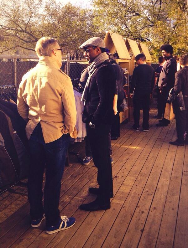 Leighzus's tweet image. - @aloeblacc x @HaggarCo x @FILTERmagazine - #SLACKSAREBACK Gifting Area -