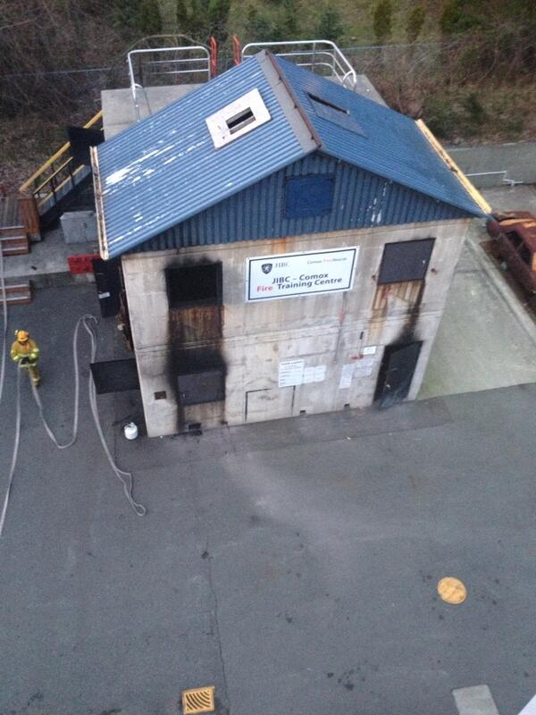 redhatmike85's tweet image. So many good ideas to take home #comoxfire #livefire #training