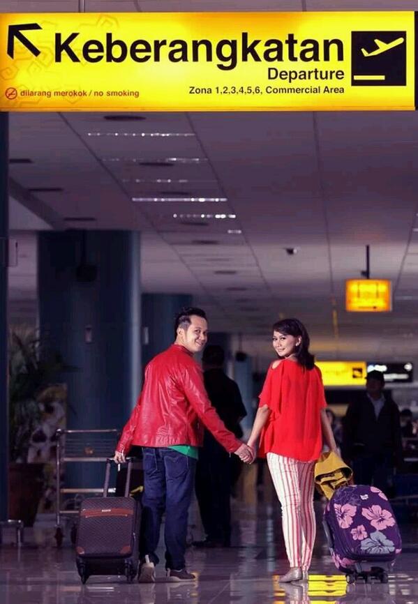 in Life.. it's not about where you go.. it's about who you travel with... | <a href="/GilangLestari/">Gilang L. Mokodompit</a>