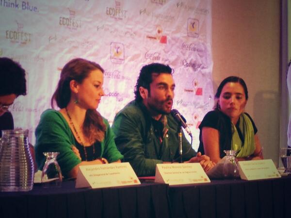 Conferencia de prensa de 
#EcoFest. Nuestro vocero <a href="/GonzaloGarVi/">GonzaloGarciaVivanco</a> nos platica sobre sus actividades sustentables.