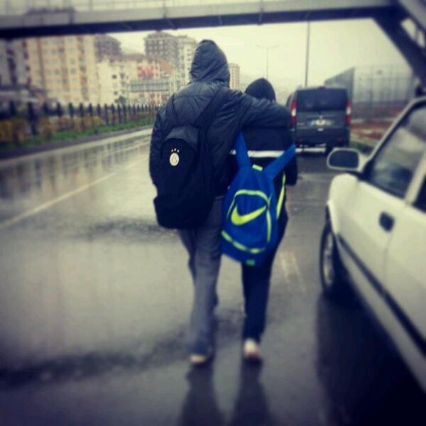 btldrmss's tweet photo. sen yanimdayken zaman dursun sevgilim http://t.co/haenXcy9OP