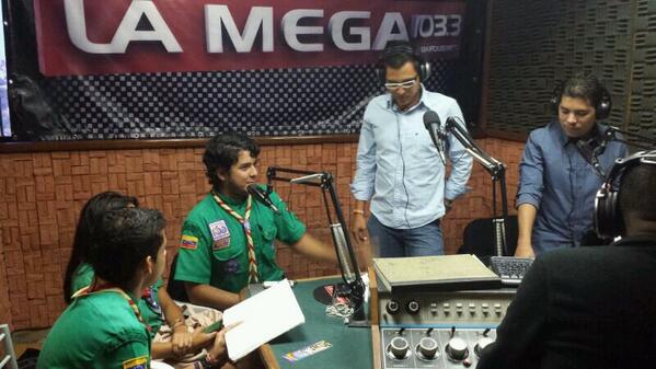 GUARITOS_SCOUTS's tweet photo. Entrevista #plandemedios2014 @scoutsvenezuela @DttoCatedral @DttoCrepuscular http://t.co/wwLm3F7Rzj