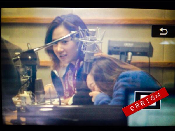 [PIC][12-03-2014]Yuri - Jessica và SeoHyun xuất hiện tại 2 chương trình Radio "SBS PowerFM Kim ChangRyul Old School" và "KBS Cool FM Jo Jungchi & Harim's 2 O'clock" vào chiều nay Biiz58FCAAArY1d