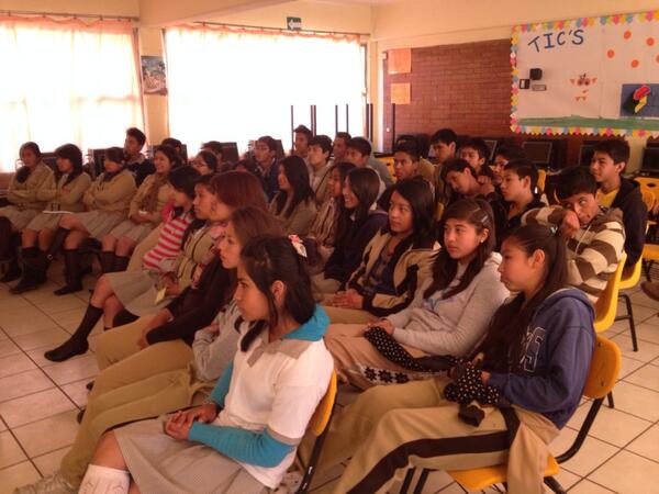 RallyVidaLibre's tweet image. En la #EST56 con la Jornada "La Ciudad en tu Escuela", saludos #RallyVidaLibre