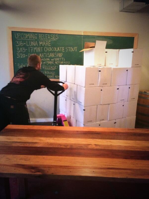pwymore's tweet photo. Set up by @Cory_King_ for tonight's @SideProjectBrew release @PerennialBeer #pinkpalletjack #saisonrouge http://t.co/gaPqxiCkmj