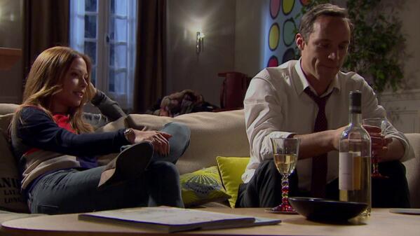 PBLVofficiel's tweet photo. / #PBLV Live / Mais bien sûr #Johanna ! Et la marmotte elle met le chocolat ds l'emballage... #mensonge http://t.co/EavIg5GAsq