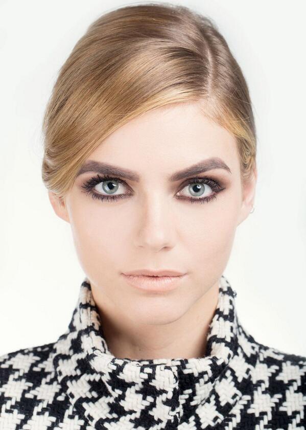 #ANTM alumna @Chantal_Jonnes for <a href="/Cosmopolitan/">Cosmopolitan</a>! #Cycle9