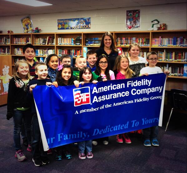 emilyrsutton's tweet photo. Had a fantastic time talking about weather with the 3rd graders at Bryant Elementary! We did the t-storm game! @kfor http://t.co/cwDmylhoCY