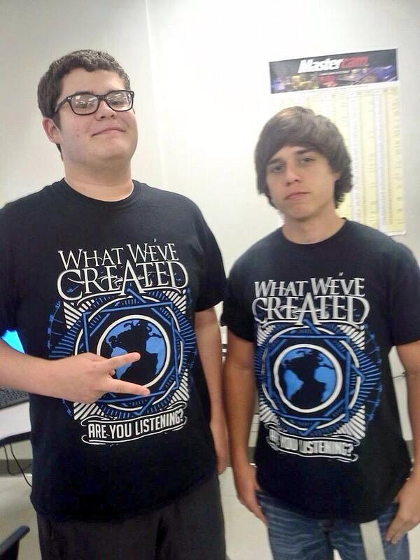 WWCreated's tweet image. Some fans reppin' them WWC tees #twinning