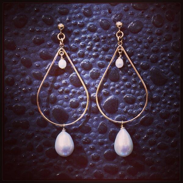 Freshwater pearl &amp; gold #AudreyHepburn earrings <a href="/Lordsshoes/">Lord's Shoes</a> in <a href="/SouthGranville/">South Granville</a> <a href="/ilovefrocks/">Frocks Modern Brides</a> <a href="/IVORY_bridal/">IVORY Bridal</a> #ftlangley