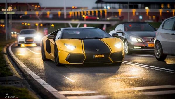 BestCarPhotos's tweet photo. Lamborghini Aventador from DJ Afrojack! http://t.co/3lq6LPv9nI