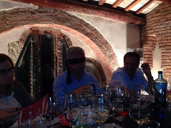 L'ajuntament de Tarragona es governa amb els ulls tancats