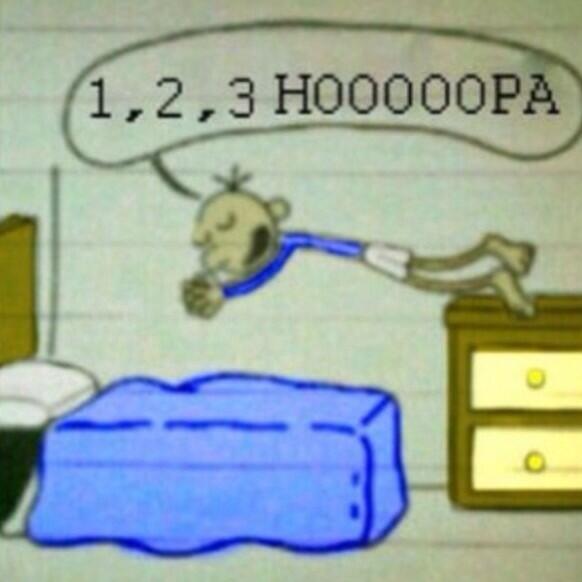 عزيزي النوم ادري اني مقصر معاكك هالايام
انت آصبر علي شوي صدقني راح اعوضكك !

 #أحبك ☻'