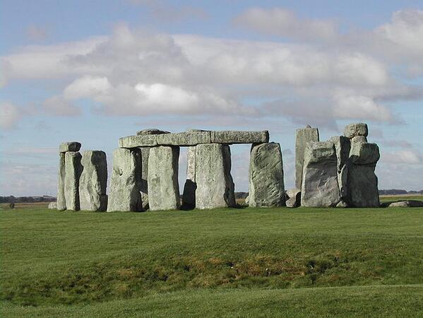Forbes's tweet photo. Is the secret behind Stonehenge the sound of its rocks? http://t.co/0Ui12ndcHQ http://t.co/ouN3EhyJEa