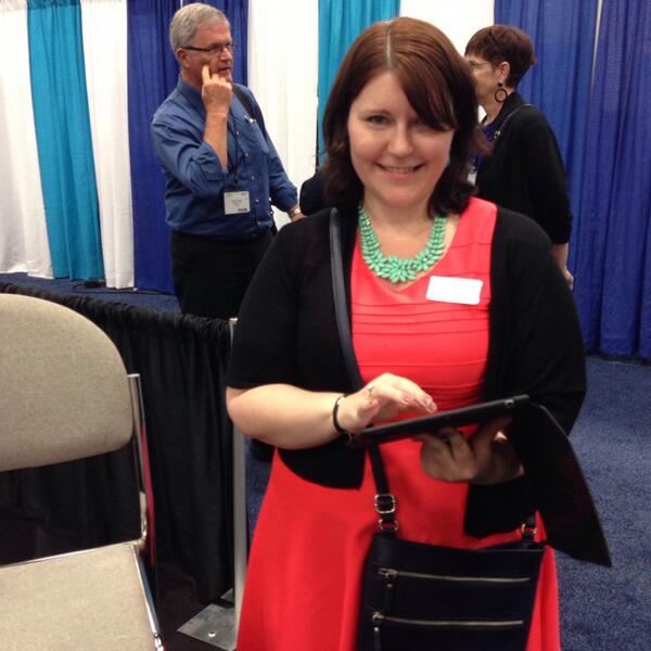 EWidera's tweet image. Hanging out at the tweet pro station with awesome @aahpm staff like @JenLBose.  Join us #hpm14