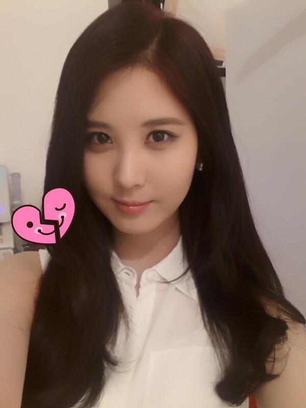 [OTHER][08-11-2013]Selca + Tin nhắn mới của SeoHyun  - Page 4 Bikc7lwCcAAHwgY