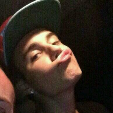 bluntjelena's tweet photo. baby http://t.co/Xq83sfpihT