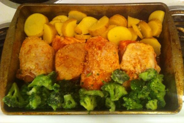 Co_B's tweet image. Practice makes perfect.lol #lawdletthiscomeouttasty #hourwait 😓