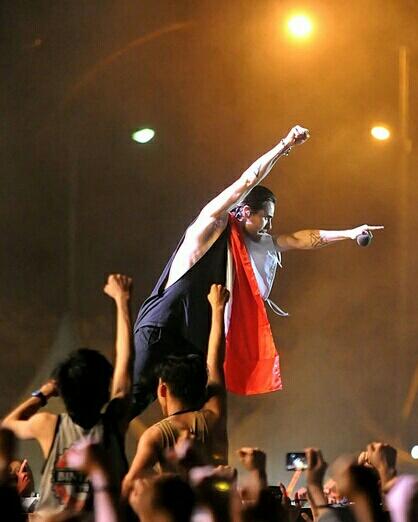 I never forget with this moment <a href="/30SECONDSTOMARS/">THIRTY SECONDS TO MARS</a> <a href="/JaredLeto/">JARED LETO</a>